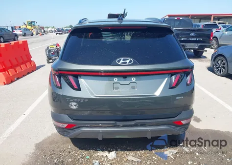 2022 Hyundai Tucson Limited z USA, uszkodzony, nr VIN 5NMJECAEXNH036688